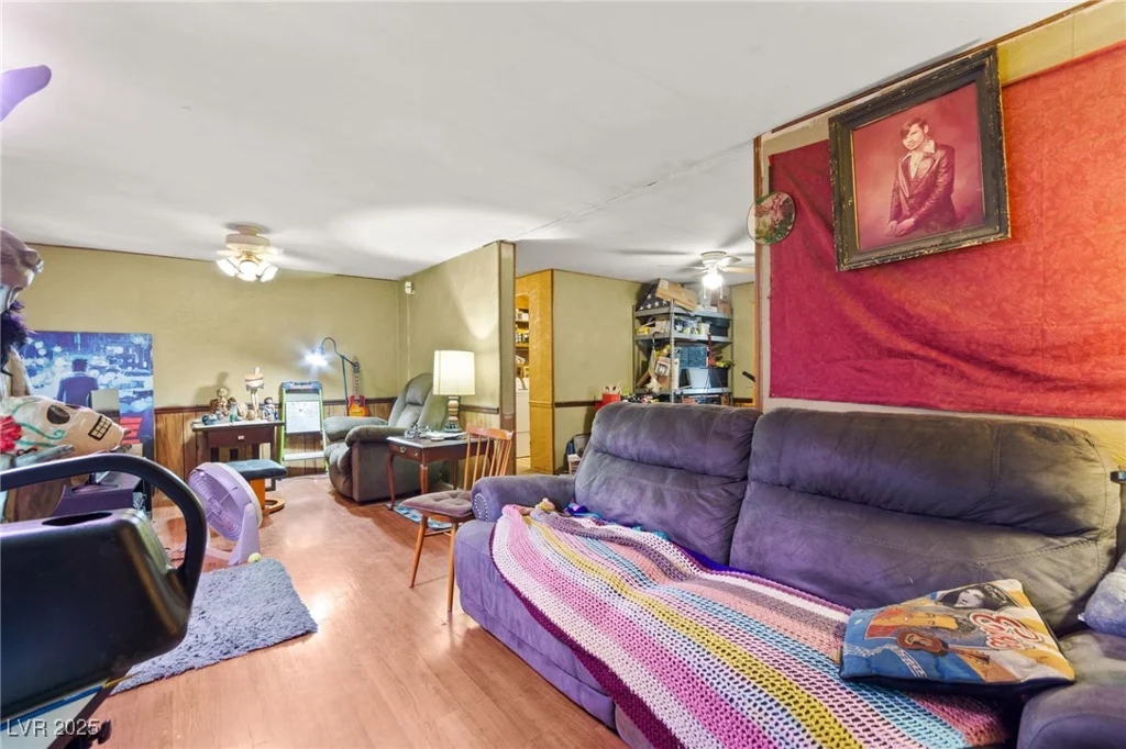3772 Kolanut, Las Vegas, NV 89115