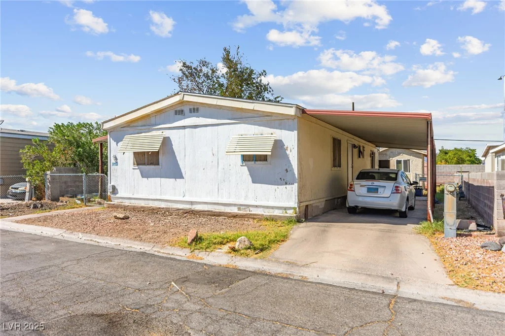 3772 Kolanut, Las Vegas, NV 89115