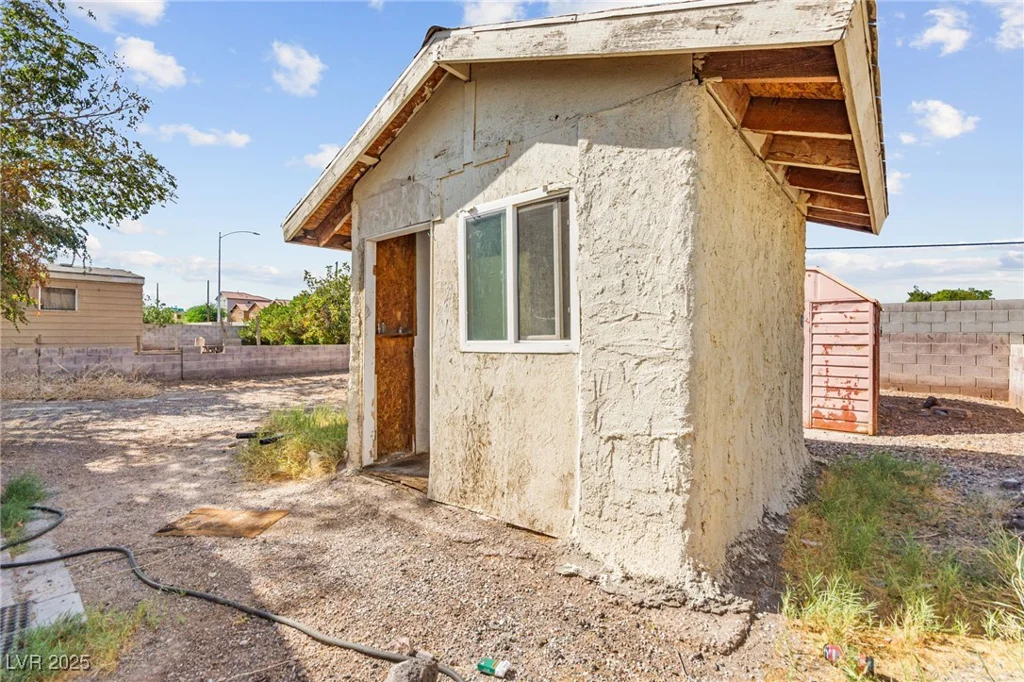 3772 Kolanut, Las Vegas, NV 89115