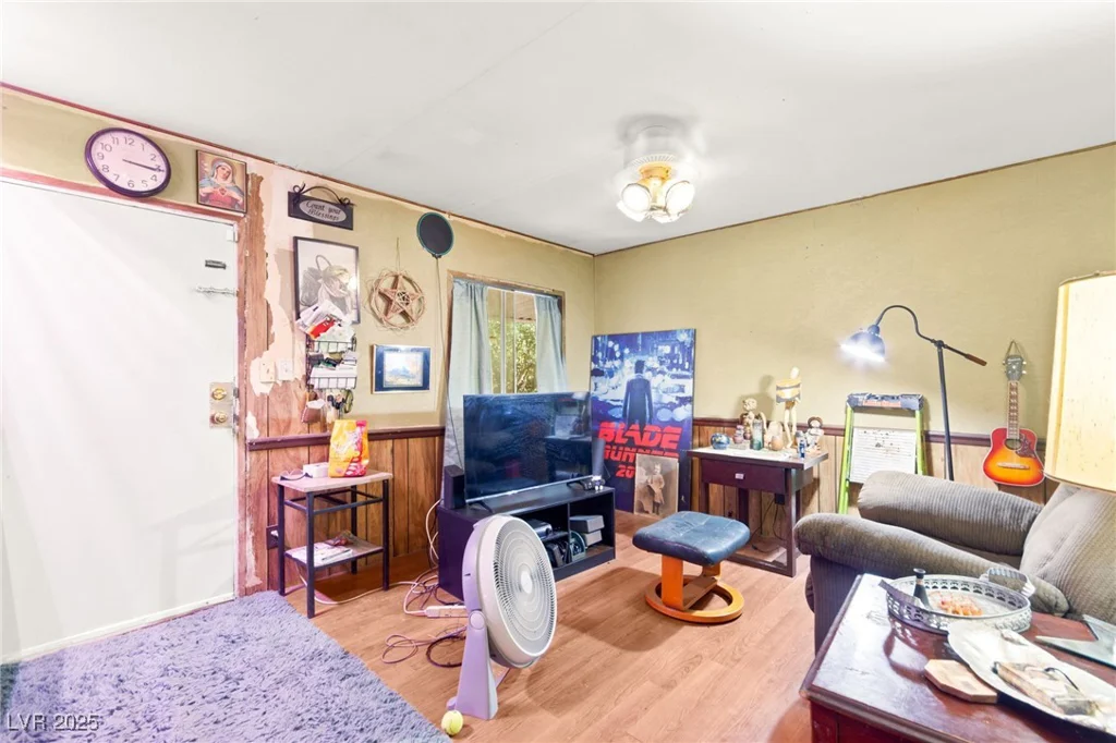 3772 Kolanut, Las Vegas, NV 89115