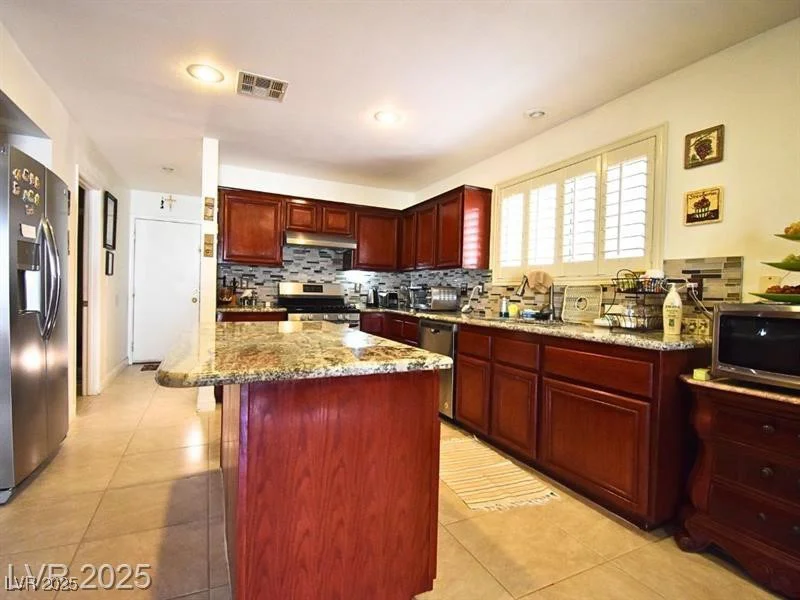 314 Hopedale, North Las Vegas, NV 89032