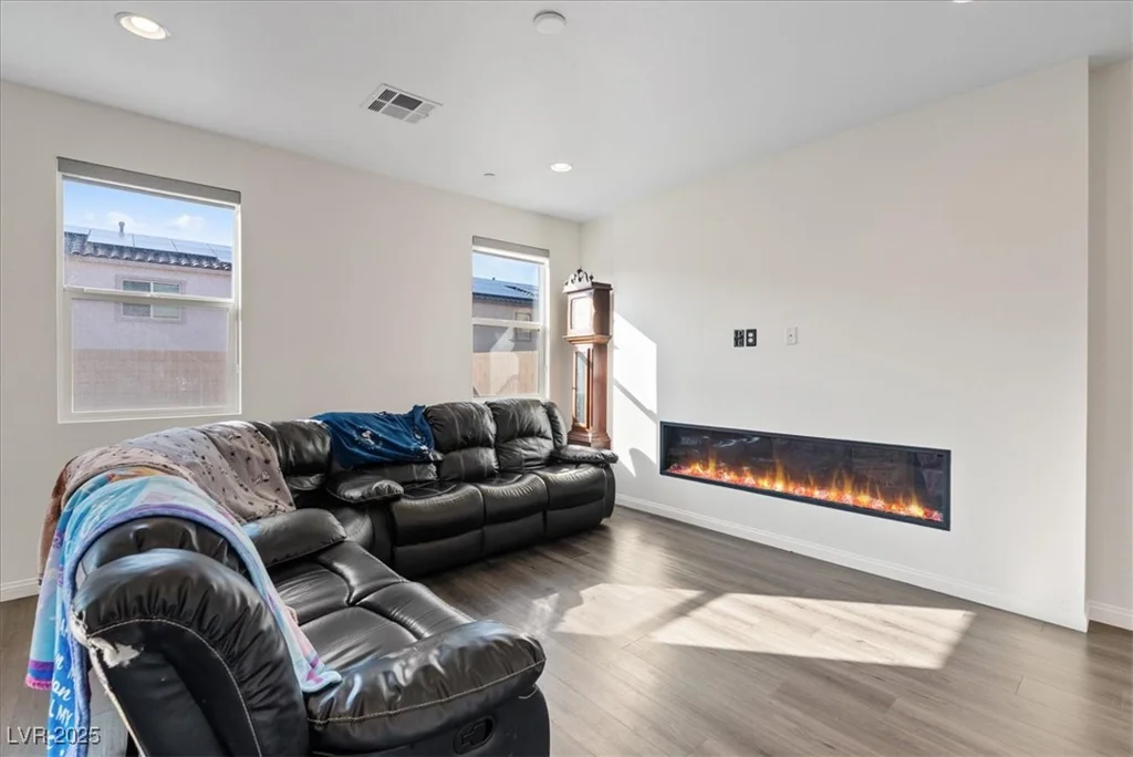 533 Sunny Pointe, Henderson, NV 89011