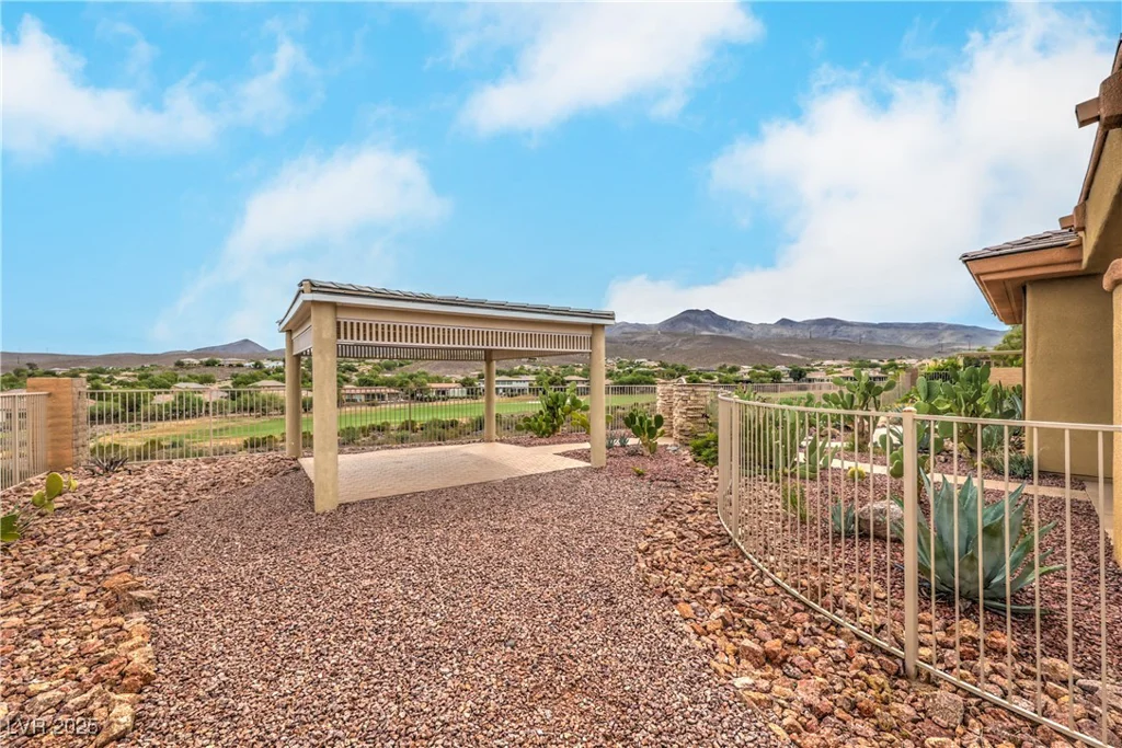 18 Brookridge, Henderson, NV 89052