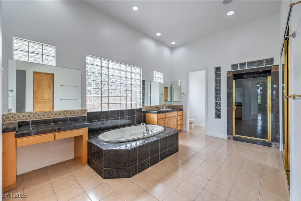 18 Brookridge, Henderson, NV 89052