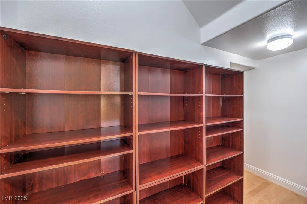 18 Brookridge, Henderson, NV 89052