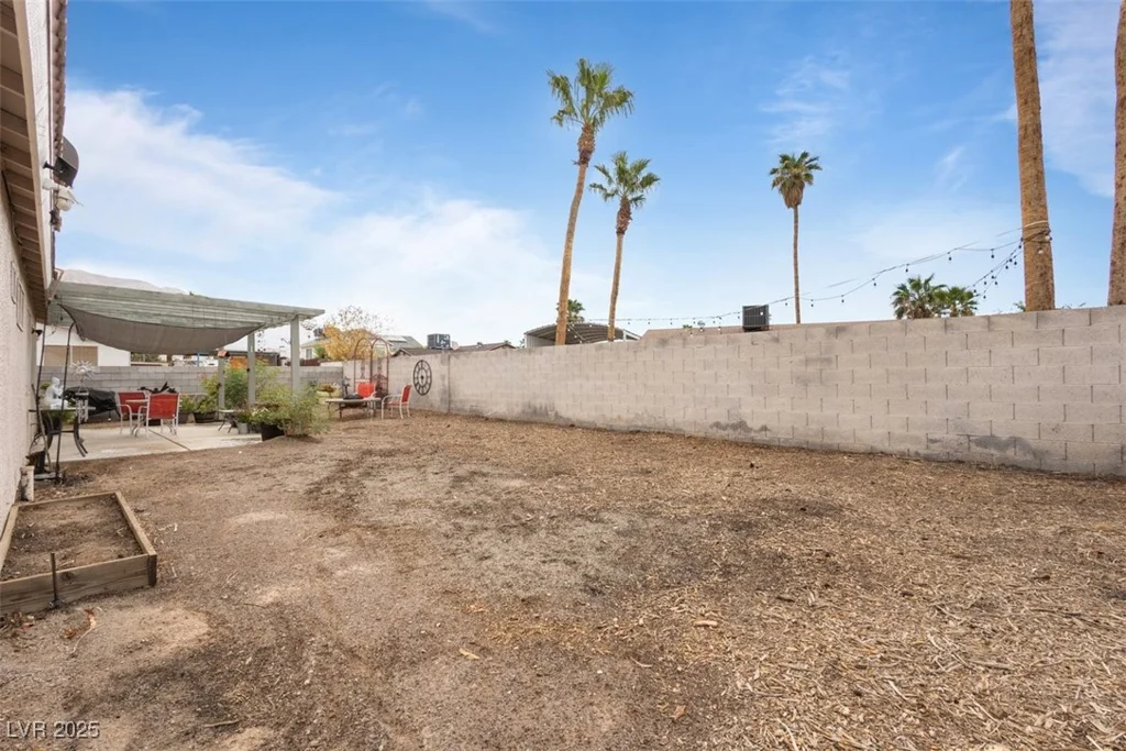 5843 Dew Mist, Las Vegas, NV 89110