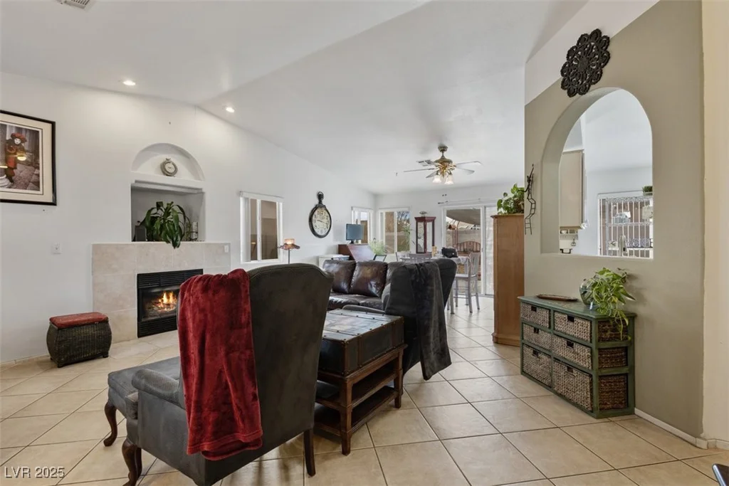 5843 Dew Mist, Las Vegas, NV 89110
