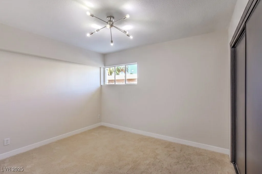 816 Bonita, Las Vegas, NV 89104