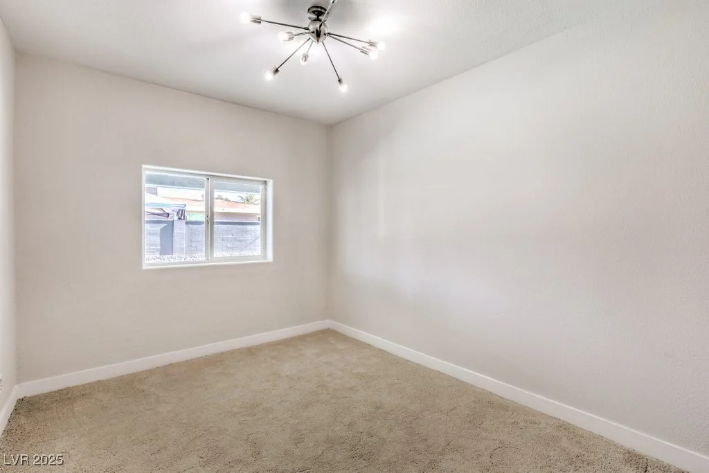 816 Bonita, Las Vegas, NV 89104