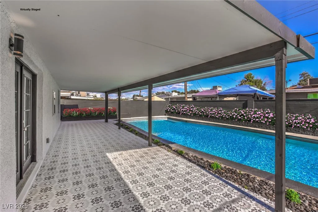 816 Bonita, Las Vegas, NV 89104