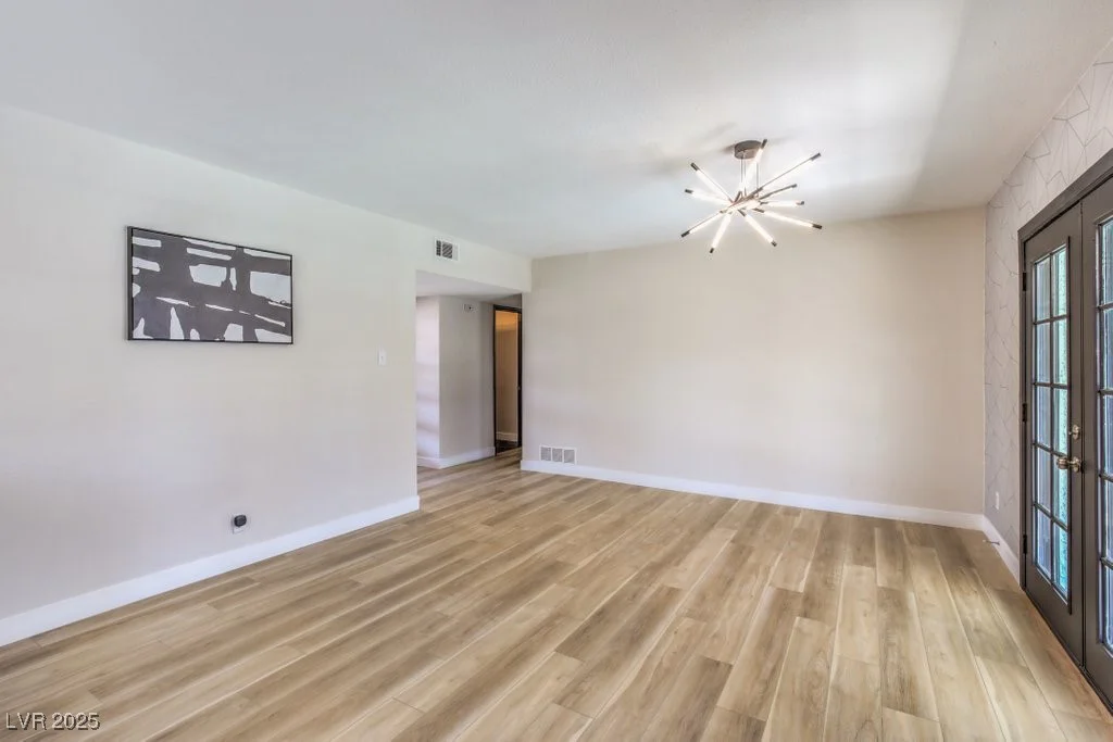 816 Bonita, Las Vegas, NV 89104