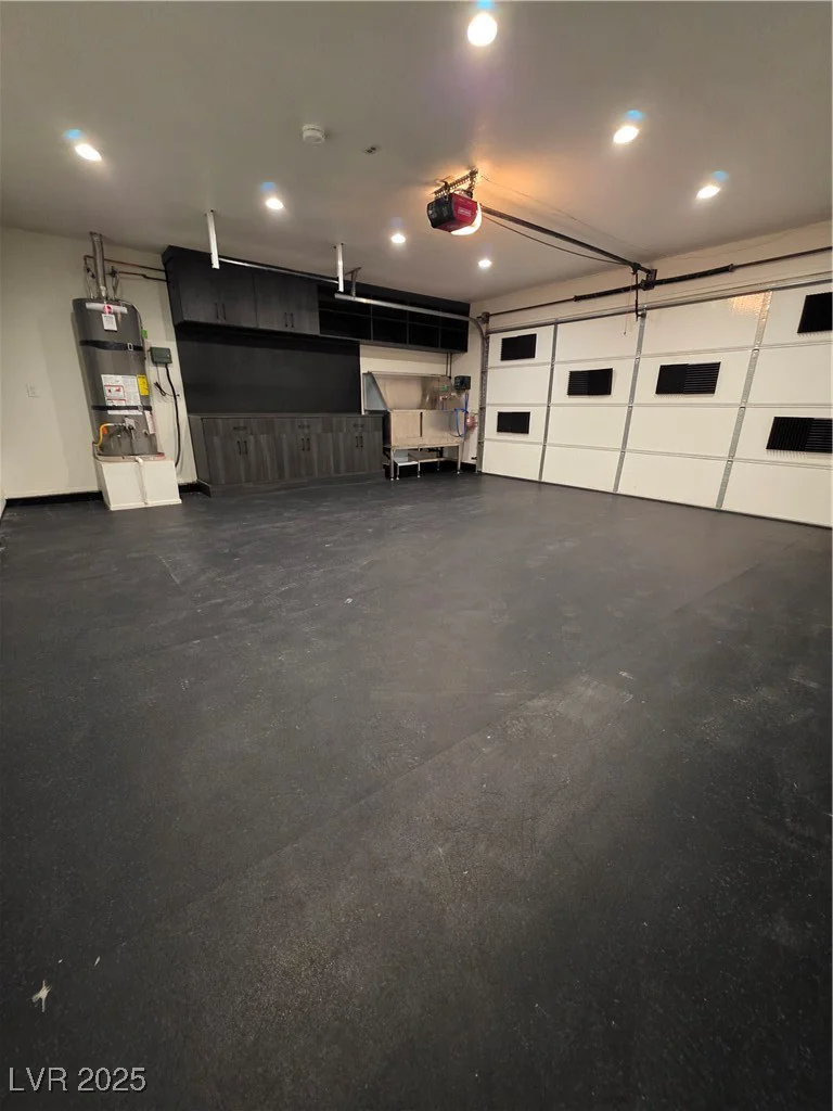 8305 Gresham, Las Vegas, NV 89123