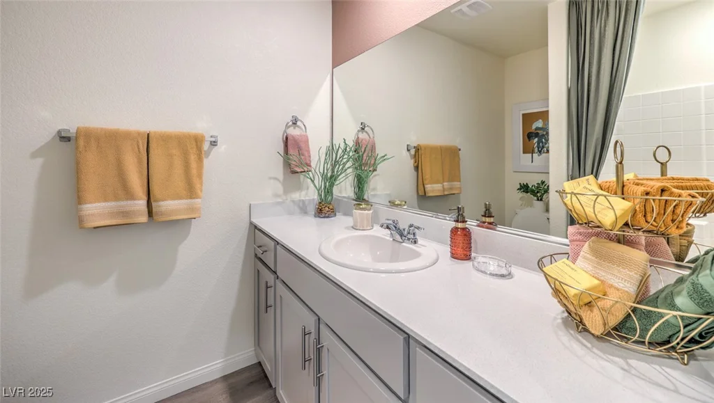 1406 Brianna Falls, North Las Vegas, NV 89084
