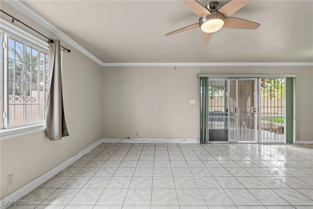 4405 Hanford, Las Vegas, NV 89107