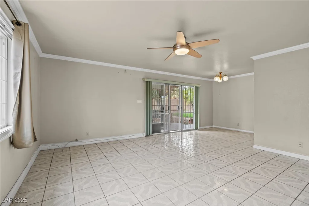 4405 Hanford, Las Vegas, NV 89107