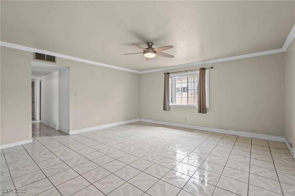 4405 Hanford, Las Vegas, NV 89107