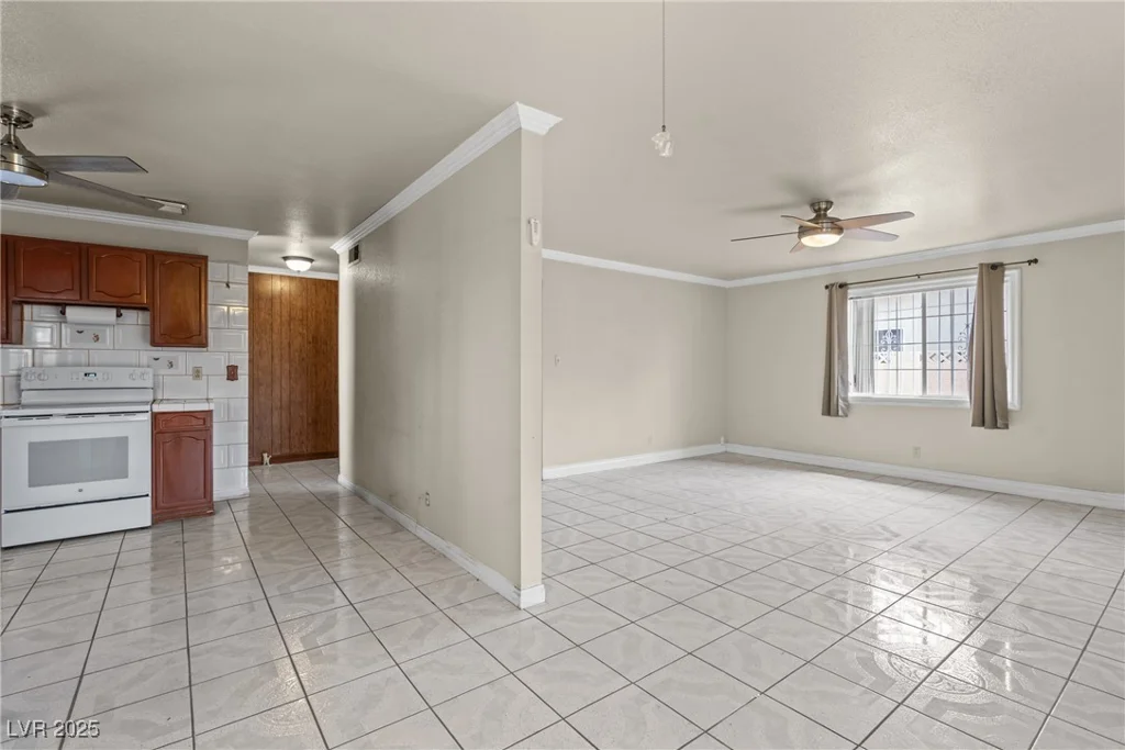 4405 Hanford, Las Vegas, NV 89107