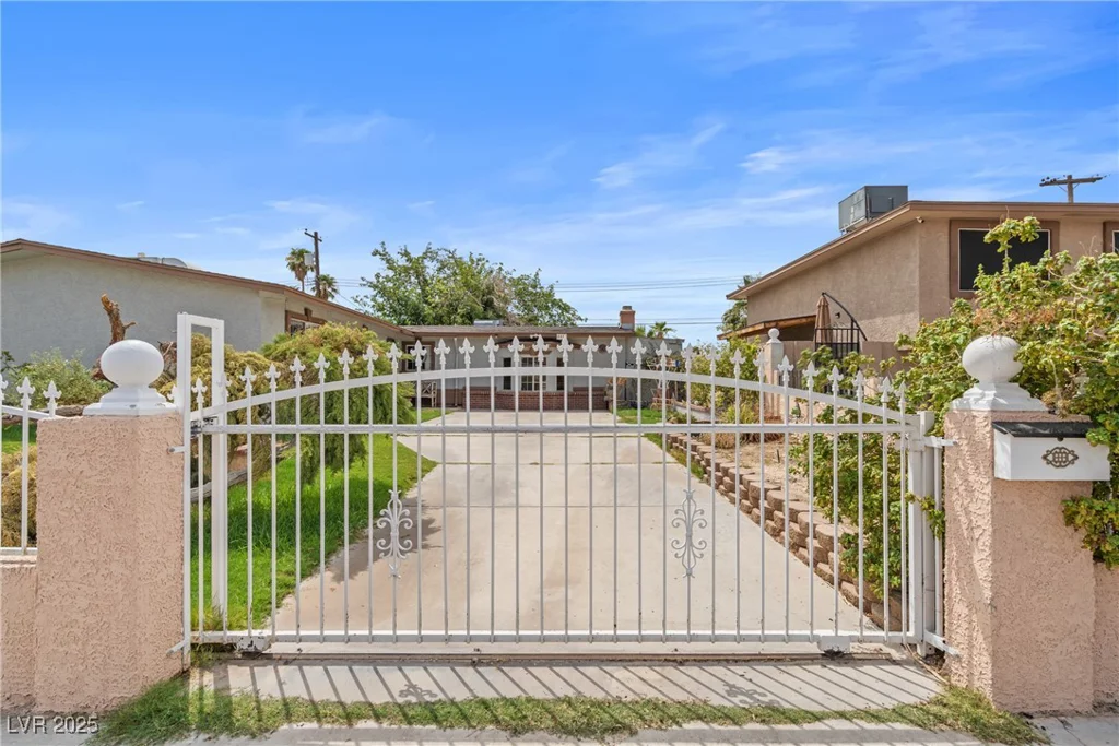 4405 Hanford, Las Vegas, NV 89107