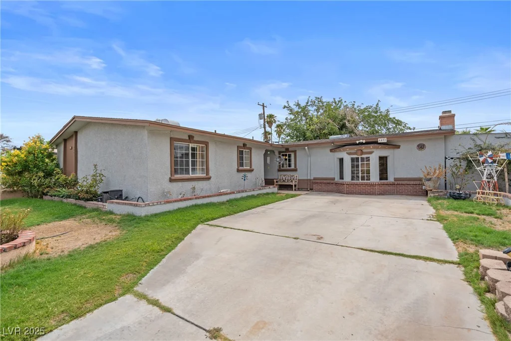 4405 Hanford, Las Vegas, NV 89107
