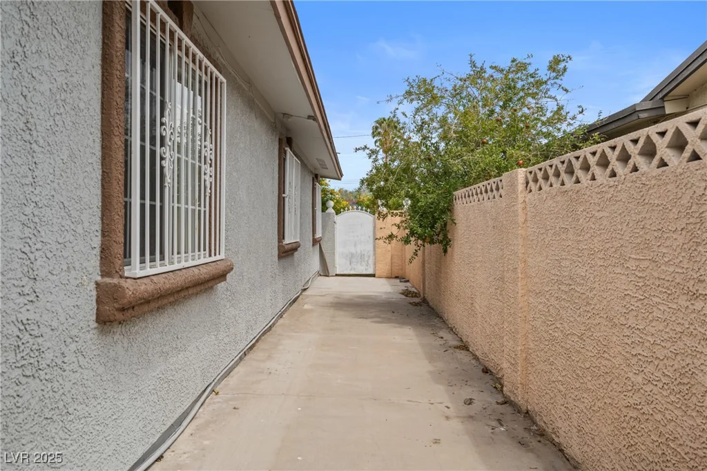 4405 Hanford, Las Vegas, NV 89107