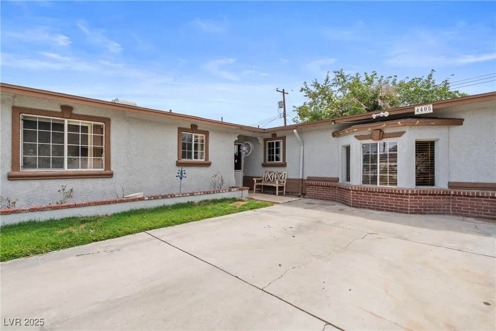 4405 Hanford, Las Vegas, NV 89107