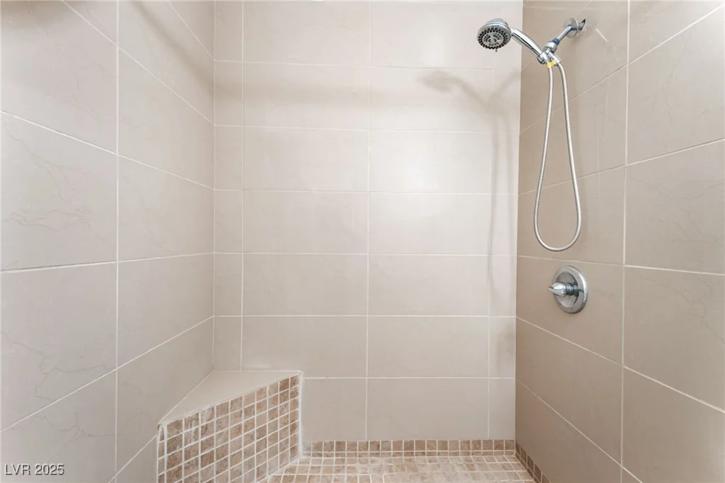750 Royal Crest, Las Vegas, NV 89169
