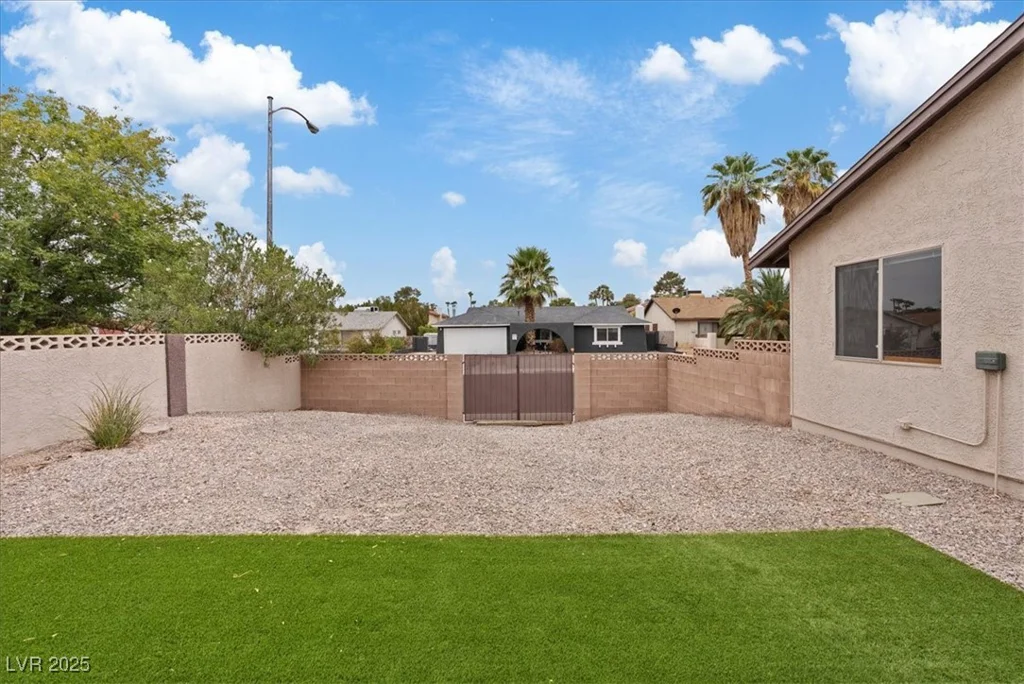 5398 Lamoille, Las Vegas, NV 89120