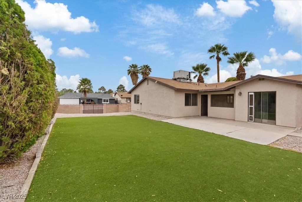 5398 Lamoille, Las Vegas, NV 89120