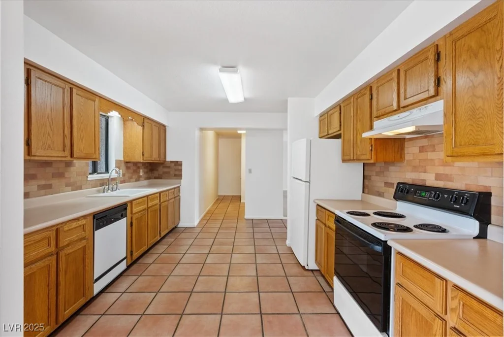 5398 Lamoille, Las Vegas, NV 89120