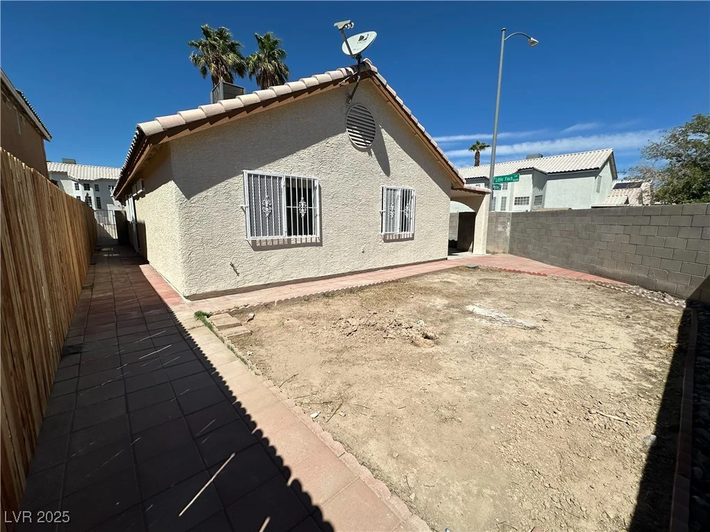 1654 Nesting, Las Vegas, NV 89115