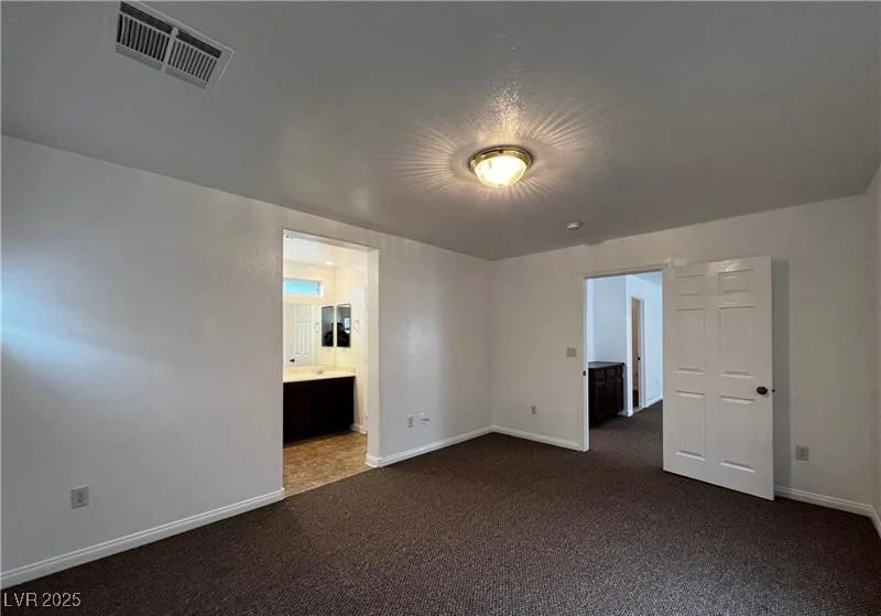 8218 Golden Flowers, Las Vegas, NV 89139