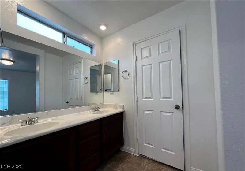 8218 Golden Flowers, Las Vegas, NV 89139