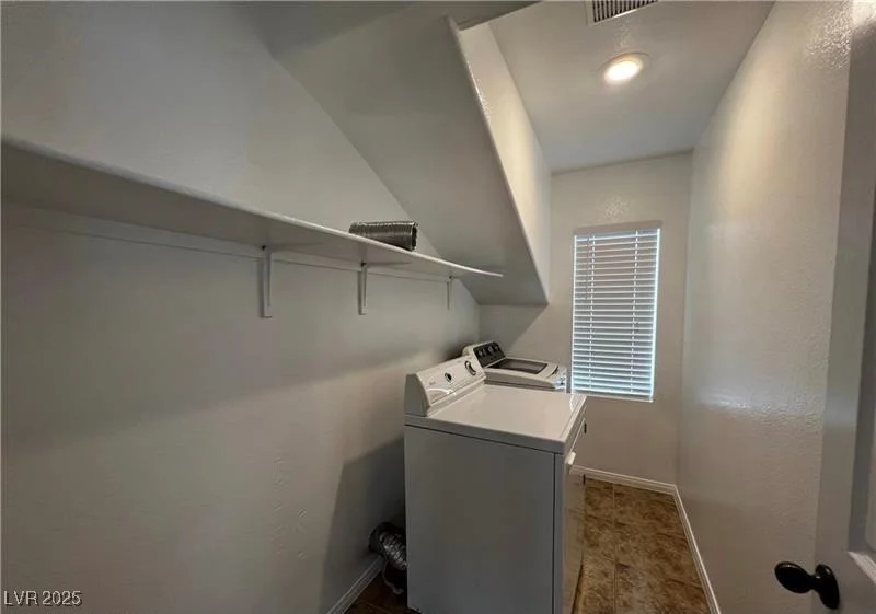 8218 Golden Flowers, Las Vegas, NV 89139