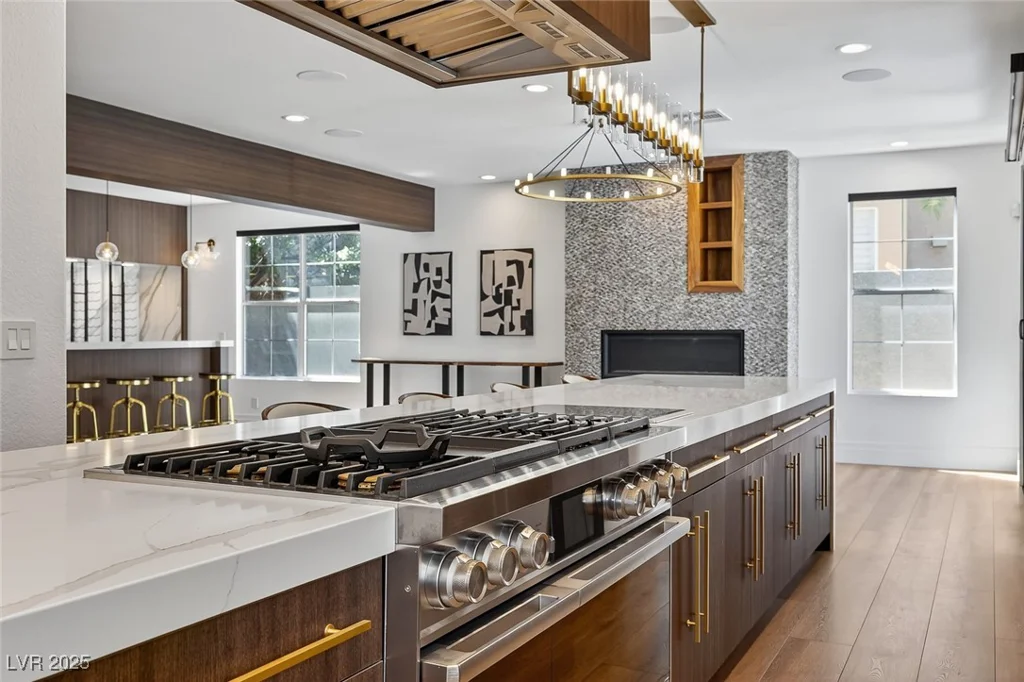 9516 Grand Canal, Las Vegas, NV 89117