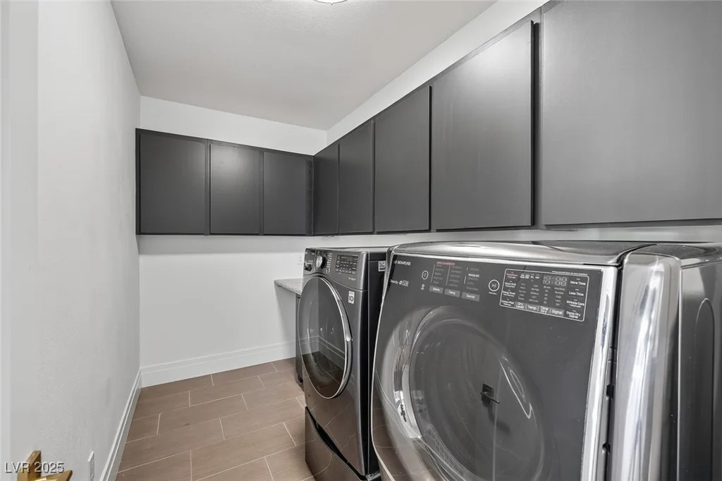 9516 Grand Canal, Las Vegas, NV 89117