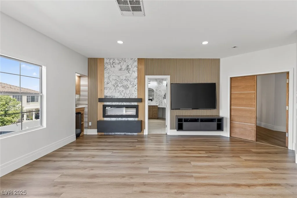 9516 Grand Canal, Las Vegas, NV 89117
