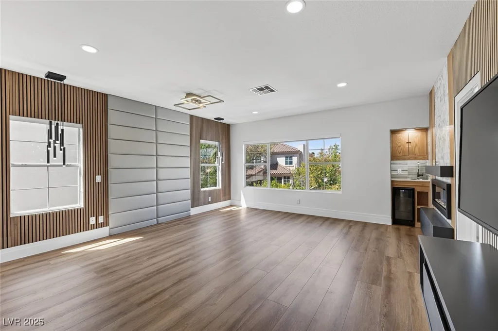 9516 Grand Canal, Las Vegas, NV 89117