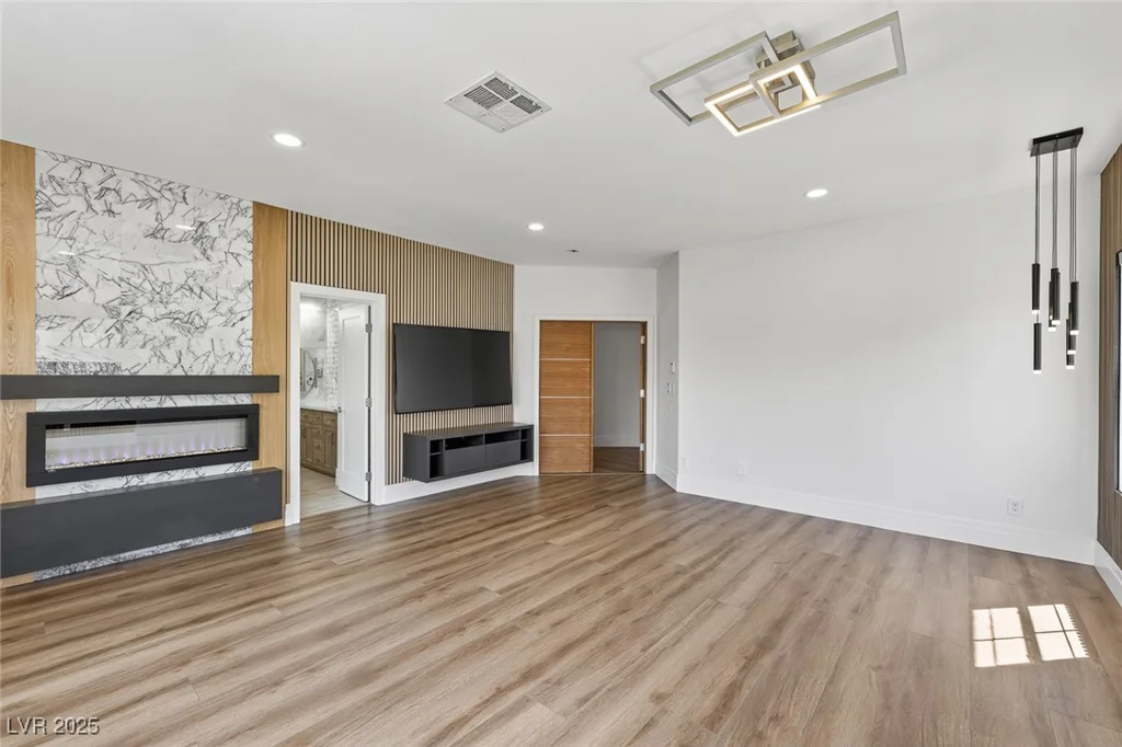 9516 Grand Canal, Las Vegas, NV 89117