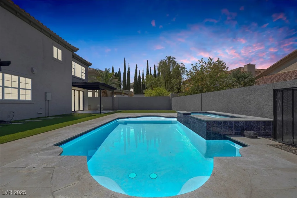 9516 Grand Canal, Las Vegas, NV 89117