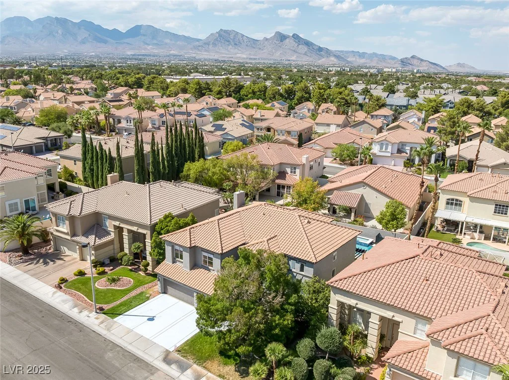 9516 Grand Canal, Las Vegas, NV 89117