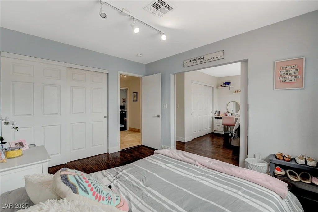 3137 Port Side, Las Vegas, NV 89117