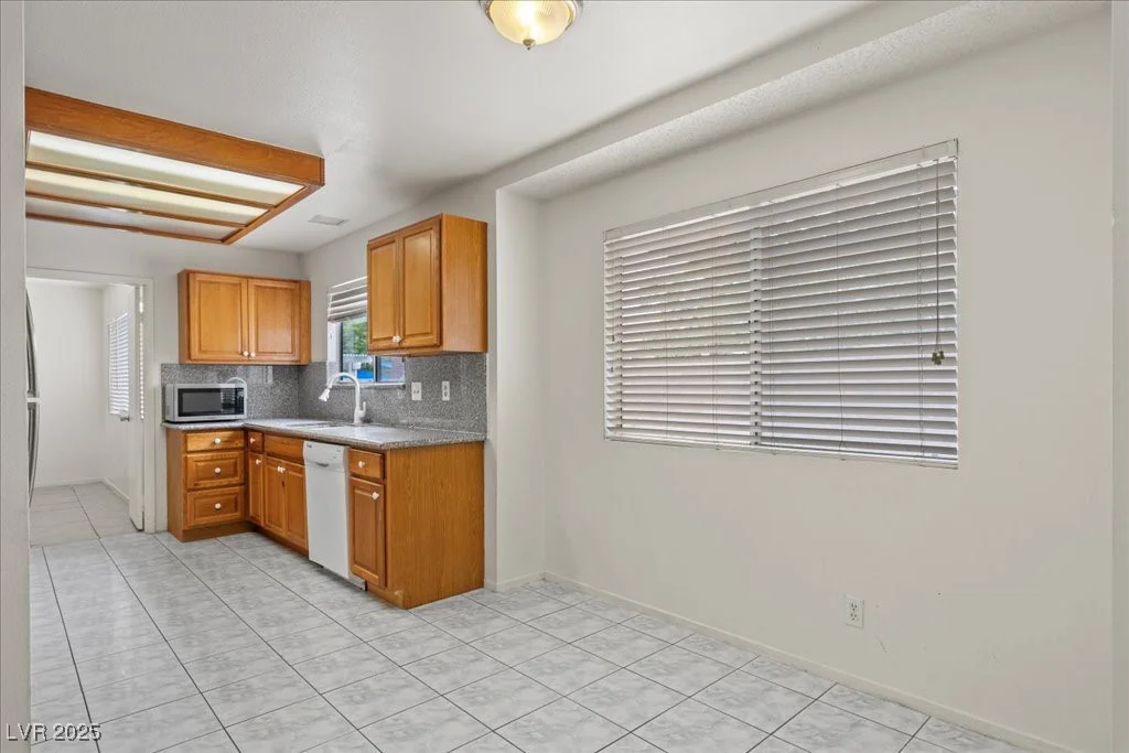 7691 Hernando, Las Vegas, NV 89147