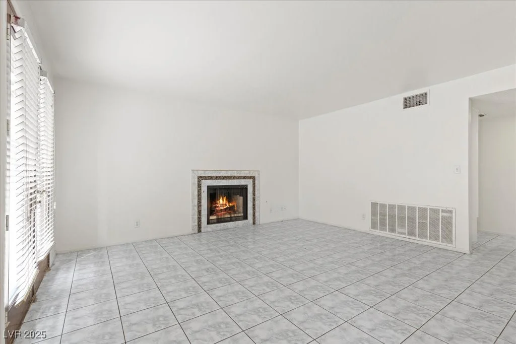 7691 Hernando, Las Vegas, NV 89147