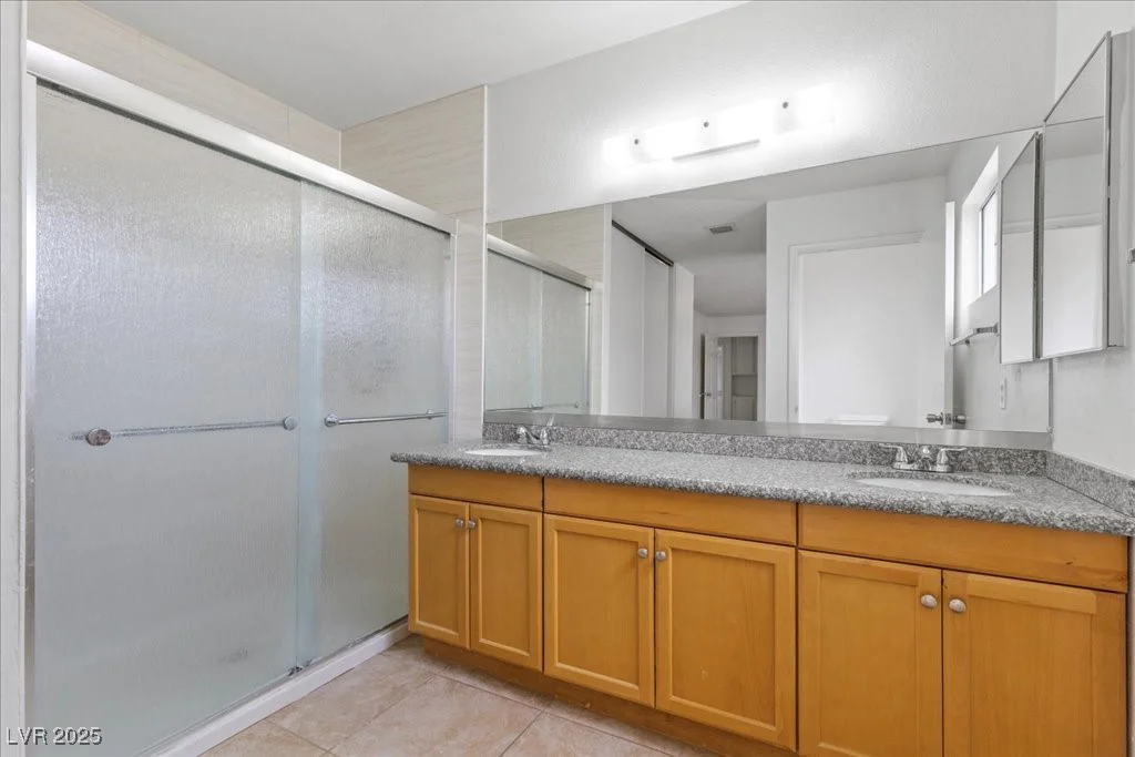 7691 Hernando, Las Vegas, NV 89147