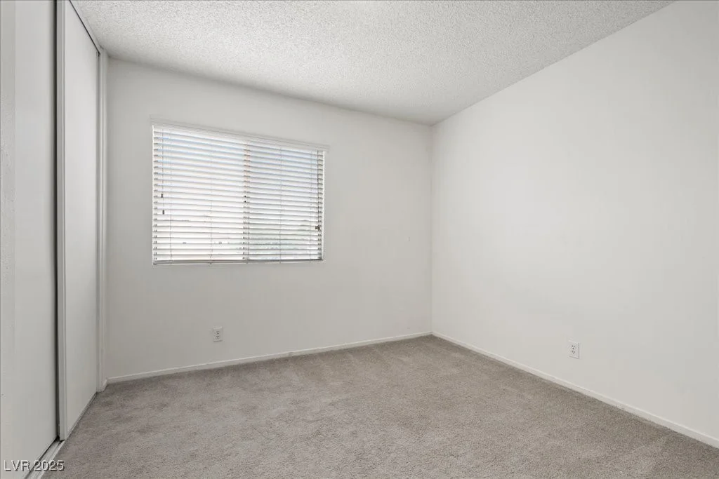 7691 Hernando, Las Vegas, NV 89147