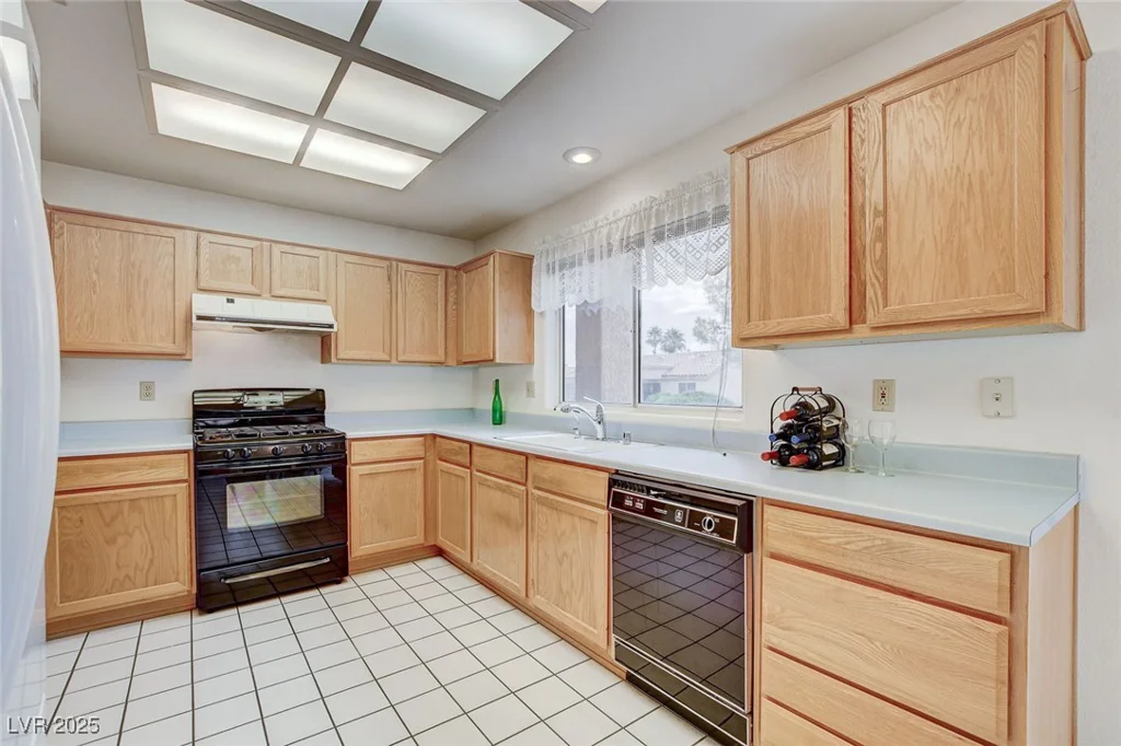 8901 Villa Ridge, Las Vegas, NV 89134