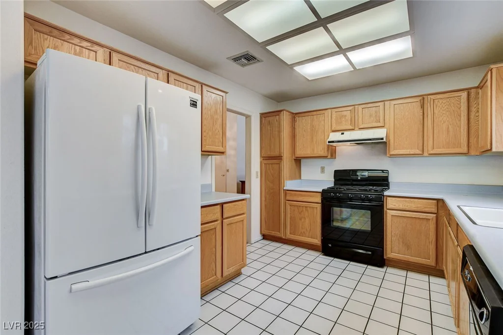 8901 Villa Ridge, Las Vegas, NV 89134