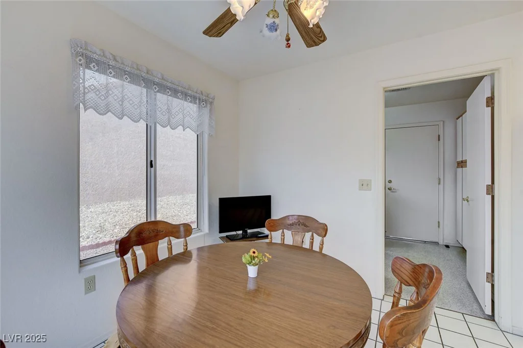 8901 Villa Ridge, Las Vegas, NV 89134