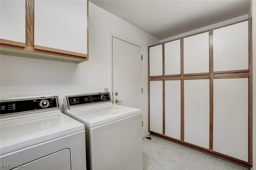 8901 Villa Ridge, Las Vegas, NV 89134