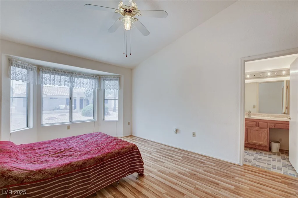 8901 Villa Ridge, Las Vegas, NV 89134